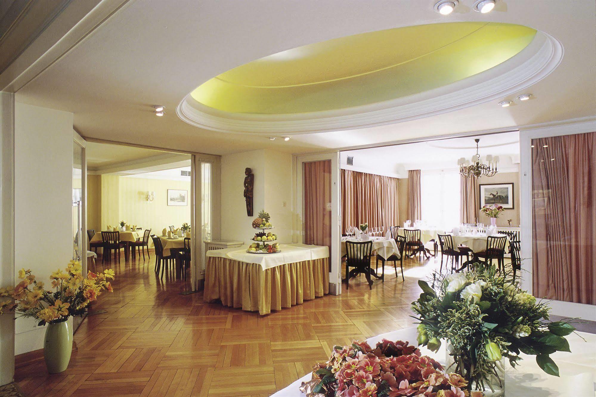 Vergeiner'S Hotel Traube Lienz Exterior photo